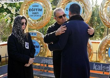 Arda Turan Fatih Terim'i yalnız bırakmadı