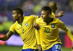 Neymar ve Douglas Costa Rio olimpiyat kadrosunda!