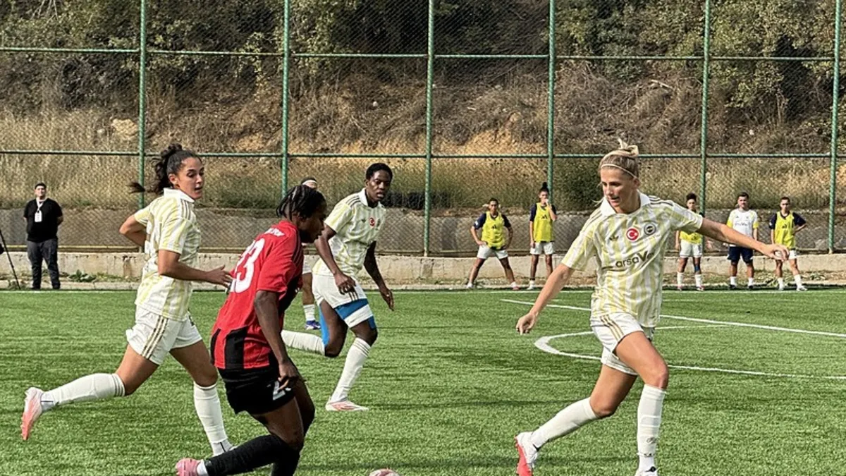 Fenerbahçe arsaVev Yüksekovaspor ile berabere kaldı!