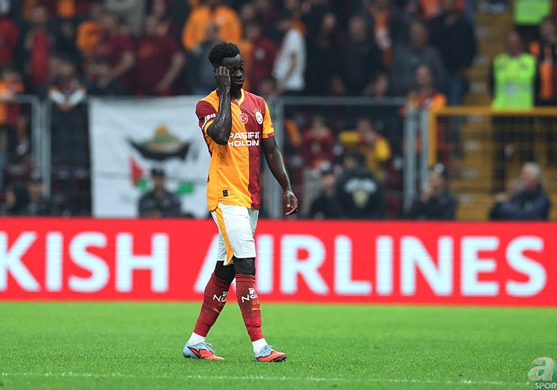 Okan Buruk Başakşehir maçı öncesi kararını verdi! Osimhen mi Icardi mi?