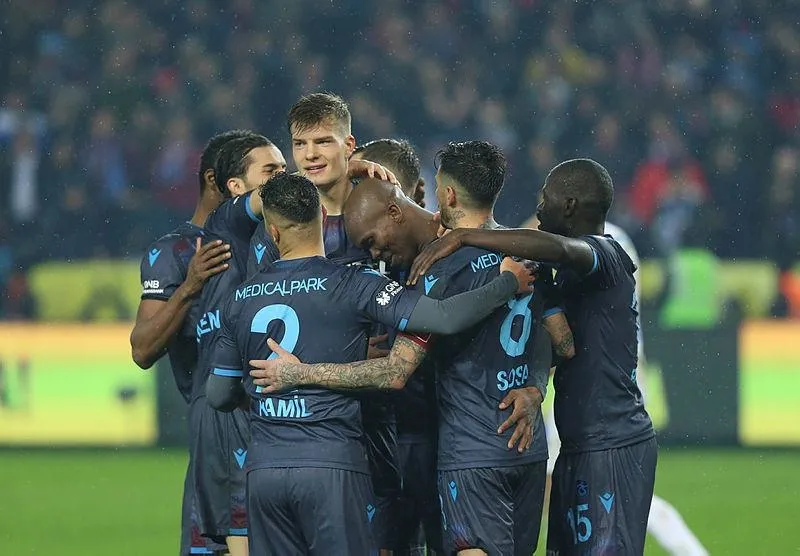 Trabzonspor 5-2 Çaykur Rizespor | MAÇ SONUCU - 2
