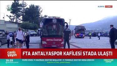 Alanyaspor - Antalyaspor kafileleri stada ulaştı