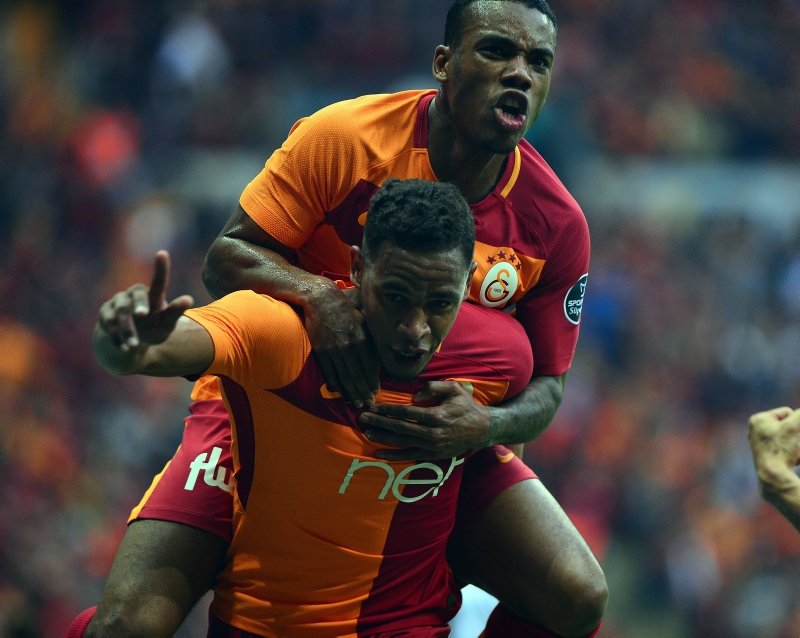 Galatasaraylı yıldıza müthiş teklif! İşte önerilen rakam