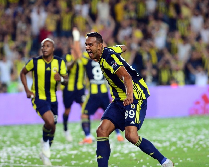 Josef de Souza’dan sürpriz imza!