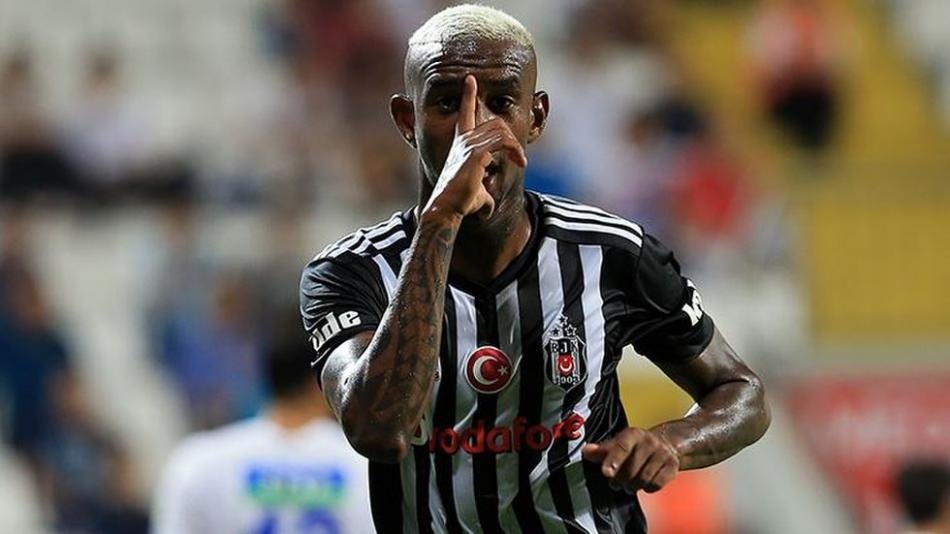 En çok yabancı futbolcu oynatan kulüp