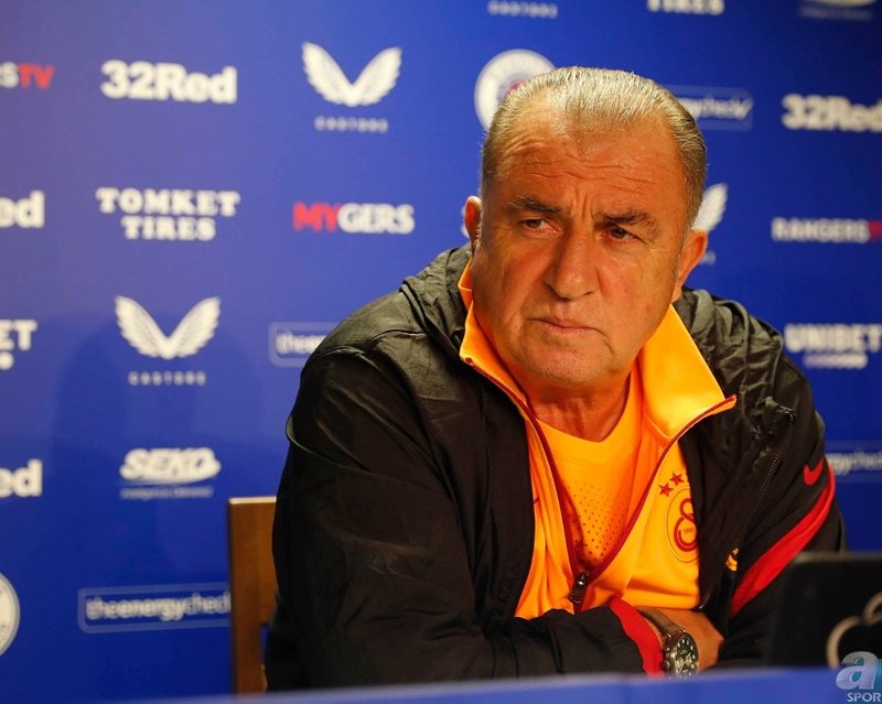 Galatasaray Teknik Direktörü Fatih Terim müjdeyi verdi! Yıldız futbolcu teknik ekibe dahil olacak