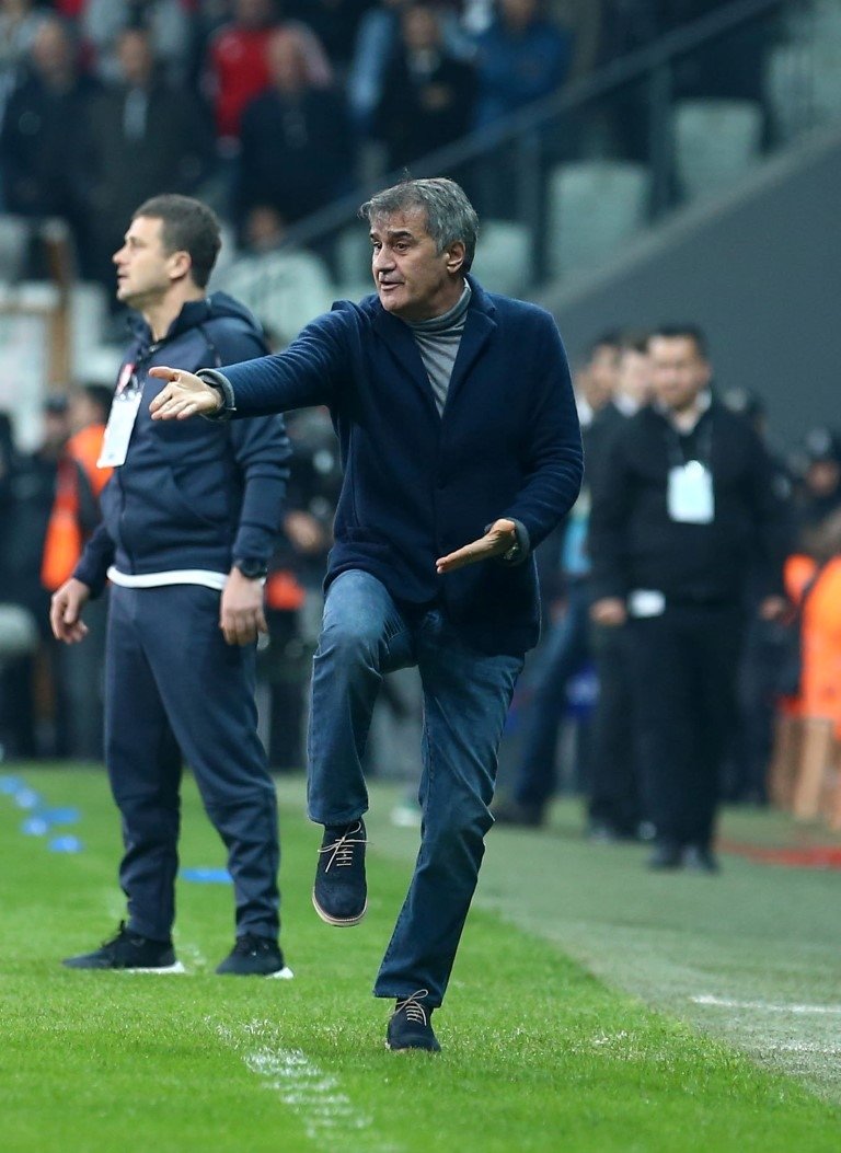 Şenol Güneş’ten oyuncularına uyarı