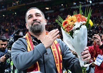 Arda Turan'dan flaş G.Saray paylaşımı!