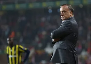 Fenerbahçe'den 1 yıllık teklif