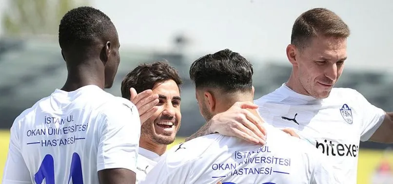 Tuzlaspor 4-1 Adanaspor (MAÇ SONUCU-ÖZET) | Tuzlaspor gol oldu yağdı!