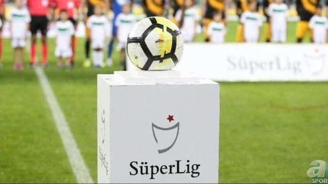 Süper Lig’de transfer bombaları patlıyor! Beşiktaş, Fenerbahçe ve Galatasaray...