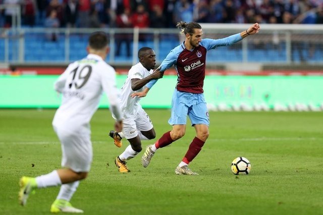 Trabzonspor’a yerel basından ağır eleştiri