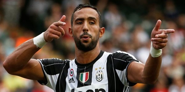 Beşiktaş’ta Benatia sürprizi