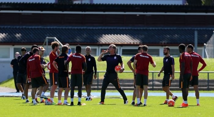 Galatasaray antrenmandan ilginç kareler