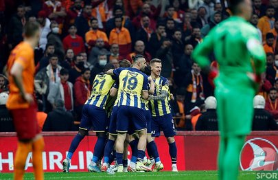 FENERBAHÇE HABERLERİ - Devre arası gönderilir deniliyordu! Crespo Fenerbahçe’ye hayat verdi