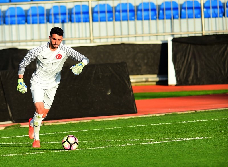 Liverpool Muhammed Şengezer’in peşinde!