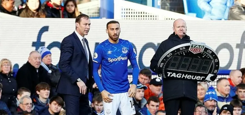 Cenk Tosun oyundan alınınca çılgına döndü