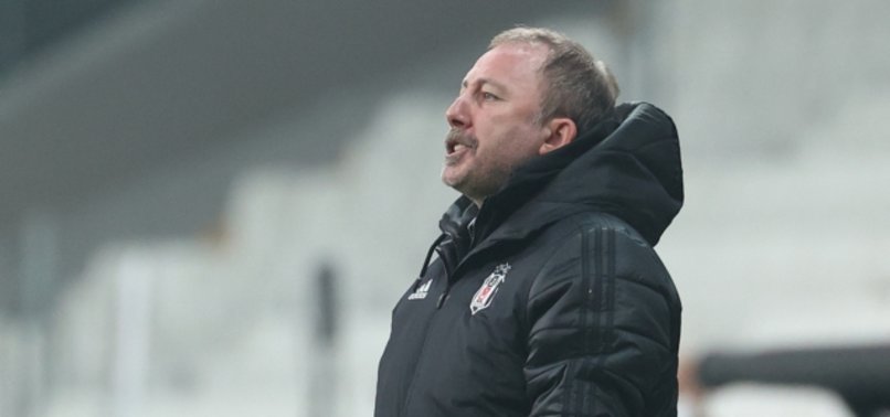Sergen Yalçın'dan Beşiktaş - Kasımpaşa maçı sonrası Fenerbahçe'ye gönderme! "50 dakika 10 kişiyle yendik"