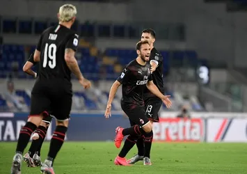 Milan farka gitti! Çalhanoğlu maça damga vurdu
