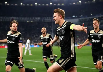 Ajax'ın masalı devam ediyor