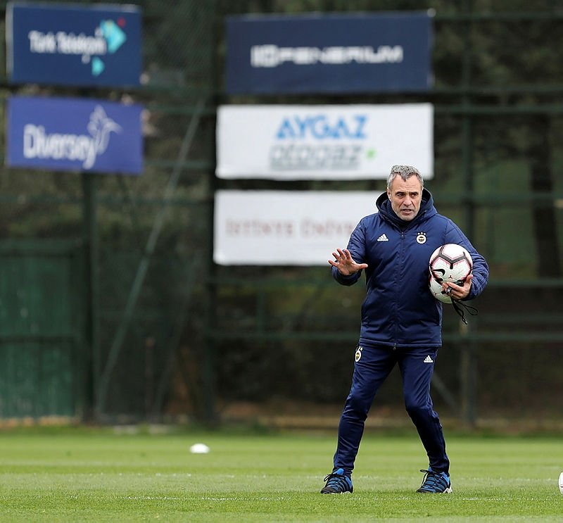 Derbi öncesi Fenerbahçe’de alarm