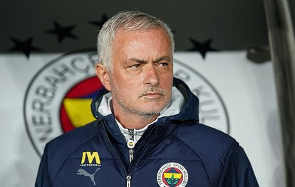 FENERBAHÇE HABERİ: Jose Mourinho’dan flaş Filip Kostic açıklaması!