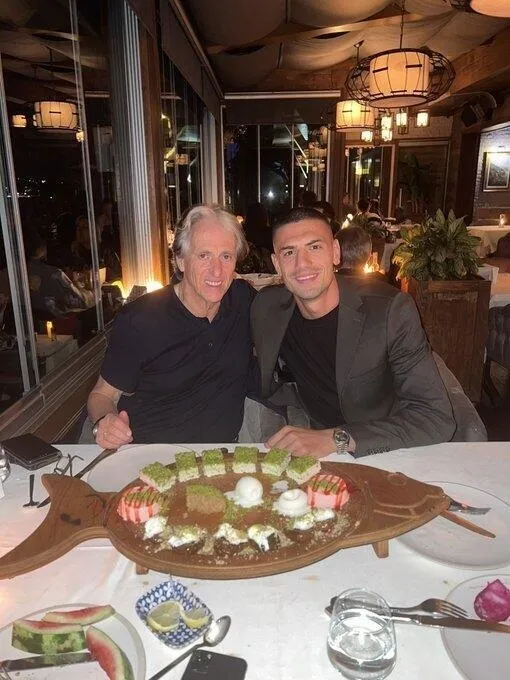 Merih Demiral'dan Jorge Jesus'la paylaşım: Üzerimde emeği çok büyük - 1