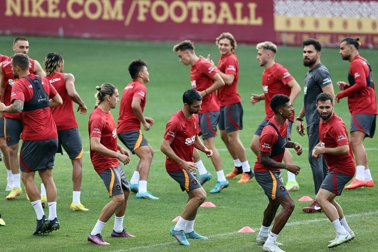Galatasaray’dan bir bomba hamle daha! Fırsat transferi Premier Lig’den gelecek