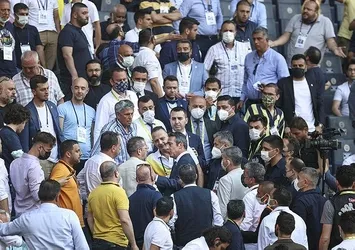 F.Bahçe kongresinde aidat gerginliği!