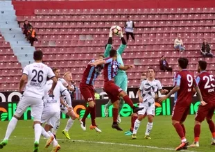 Trabzonspor son dakikada güldü