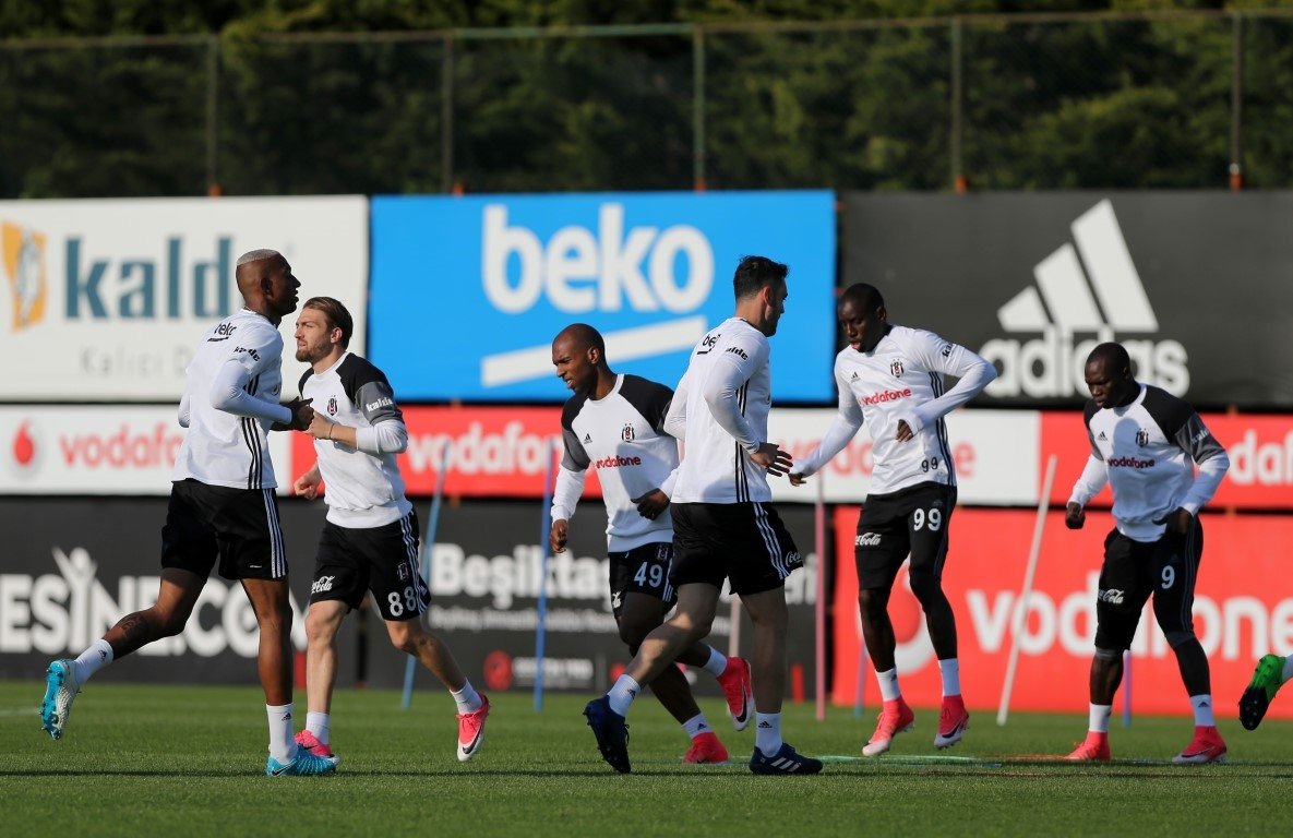 Caner Erkin ile Ersan Gülüm arasında gerginlik