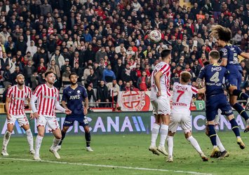 Usta isimden ofsayt tepkisi! "VAR kayıtlarını açıklayın"