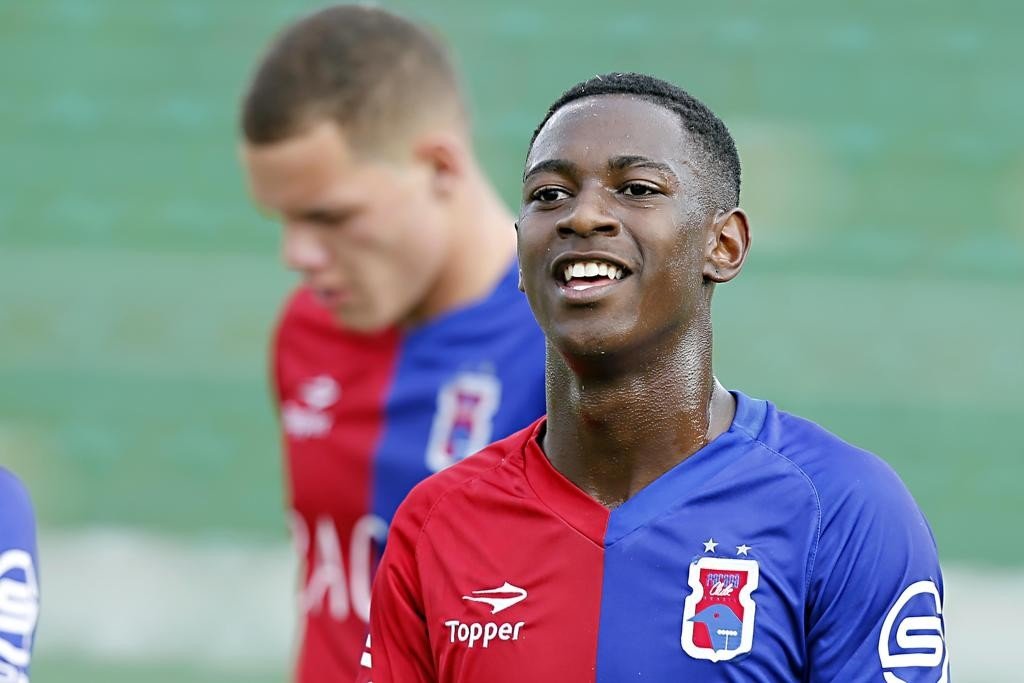 Fenerbahçe Jhonny Lucas’ı istiyor!