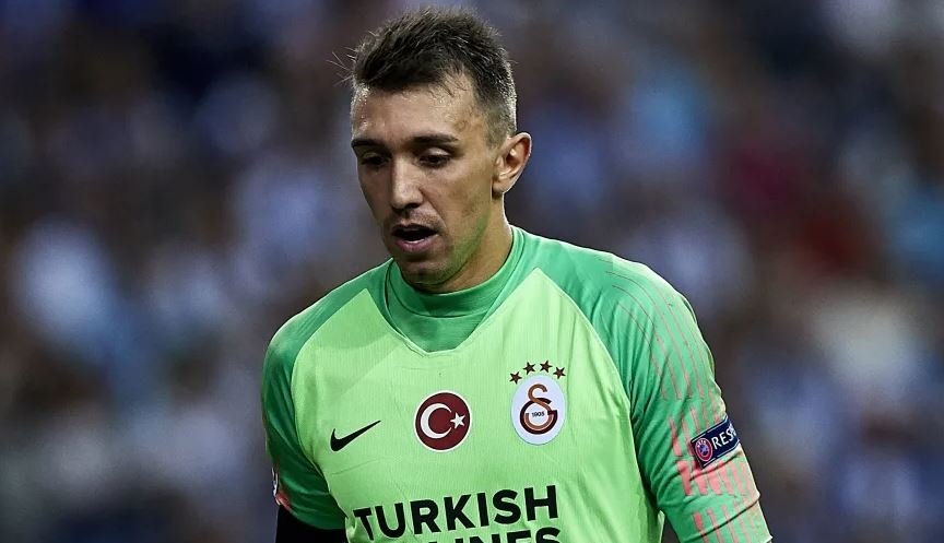 Transferler peş peşe! 10 ayrılık...