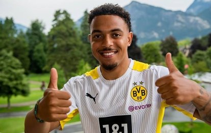 Borussia Dortmund Hollandalı futbolcu Malen’i transfer etti