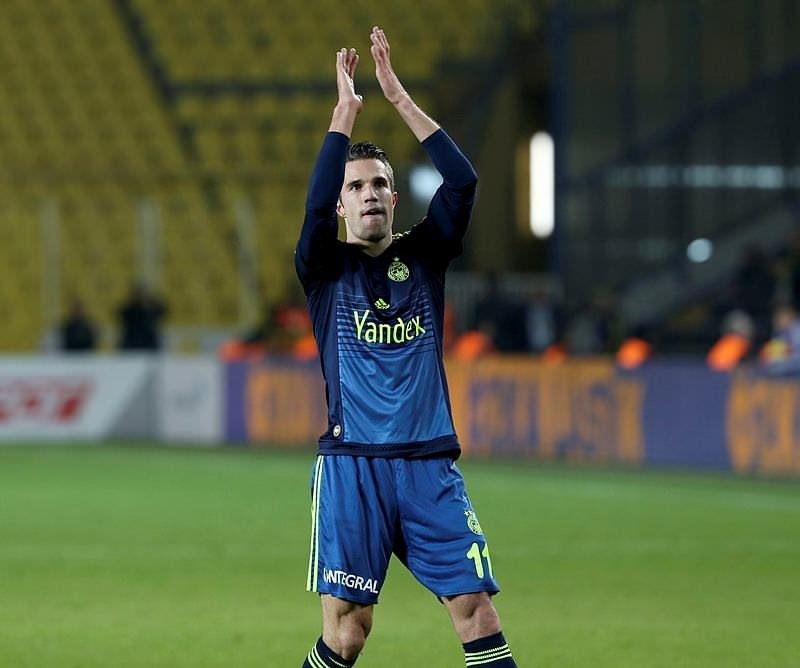 Van Persie isyan ettirdi