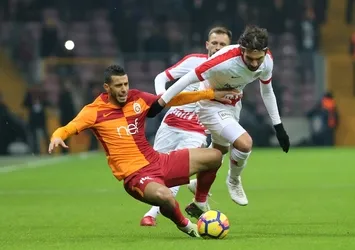 Galatasaray'a Belhanda'da kötü haber