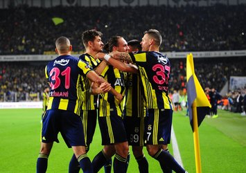 Fenerbahçe'de isyan! 3 isim ayrılma kararı aldı