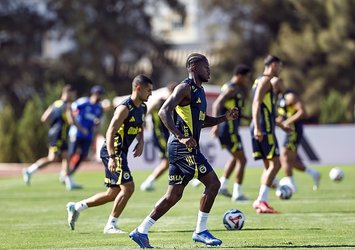 Fenerbahçe günü tek antrenmanla tamamladı