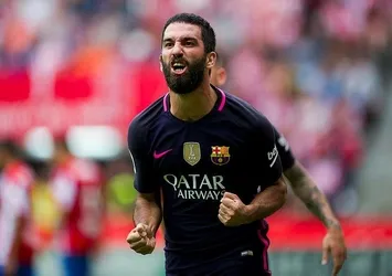 Arda Turan dönüyor
