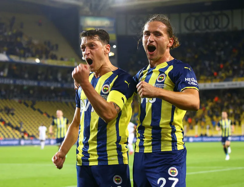 FENERBAHÇE HABERLERİ - Sarı lacivertlilerde Miguel Crespo’ya takım aranıyor! - 1