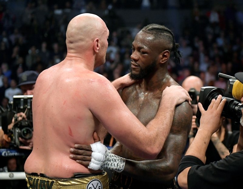 Wilder - Fury maçında şok sonuç! İkisi birden sevindi ama...