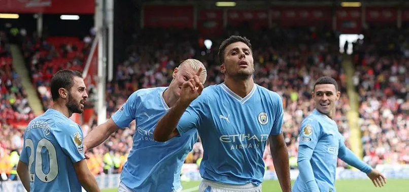 Manchester City sezona bomba gibi başladı!