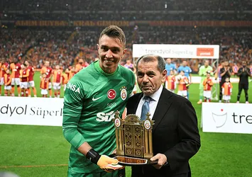 Muslera: Bu takım şampiyonluğu hak ediyor!