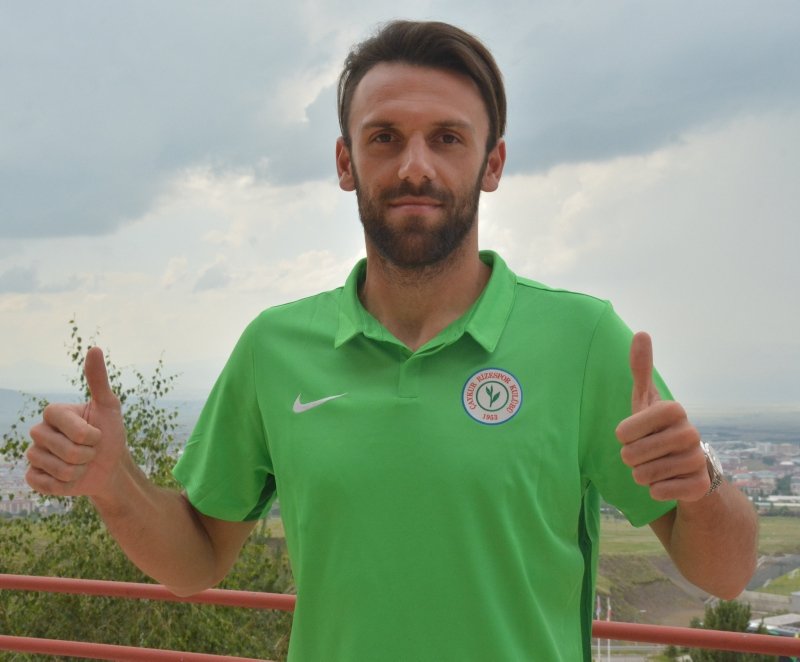 Beşiktaş’a sürpriz aday Vedat Muriqi