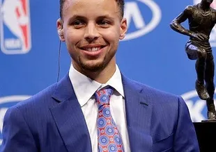 NBA'de yılın en değerli oyuncusu Stephen Curry