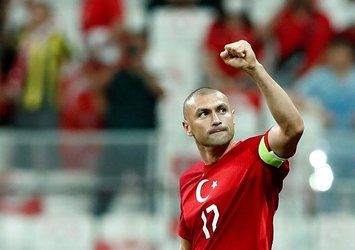 Burak Yılmaz'dan örnek hareket! İşte o anlar