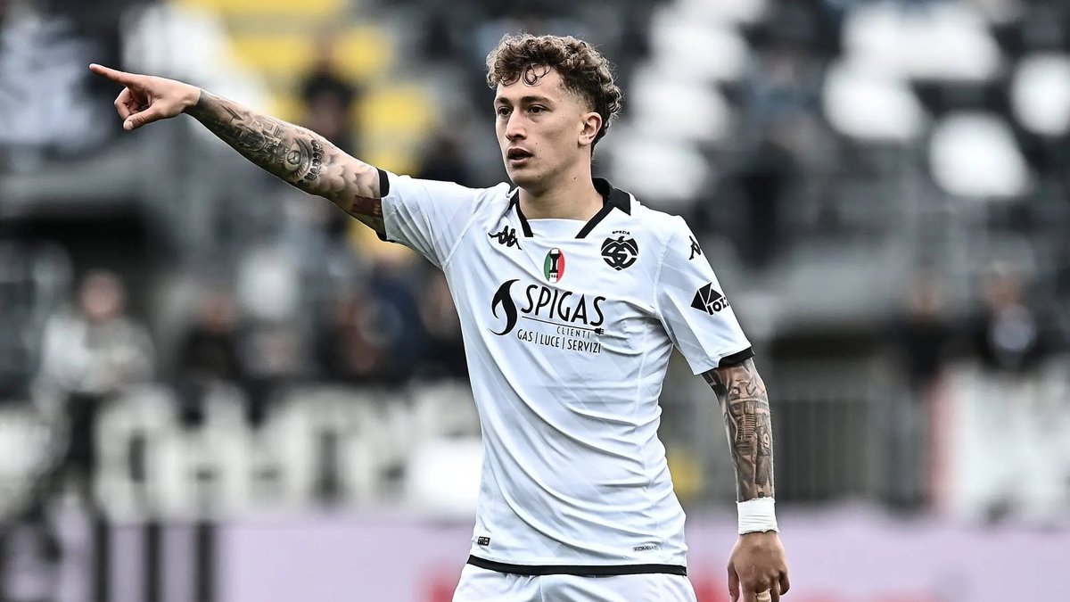 Beşiktaş'ın Esposito ısrarı