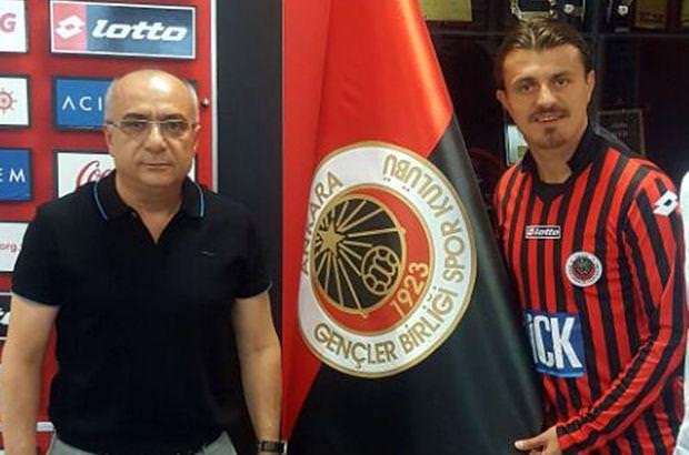 Hangi futbolcular sizin memleketinizden?