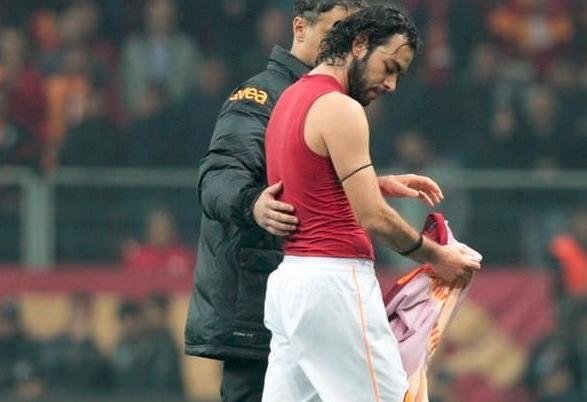 Galatasaray’da hoca ile oyuncu krizleri bitmiyor